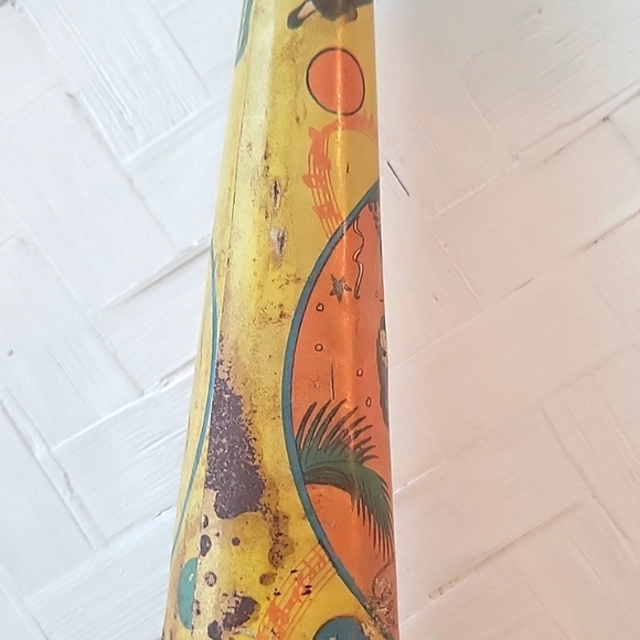 Vintage Tin Noise Maker Litho New Year's Eve Party Horn Dancers and Musicians - Picture 8 of 13